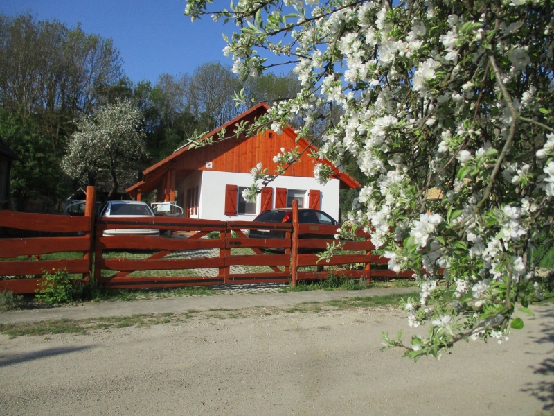 Almafa Vendégház
