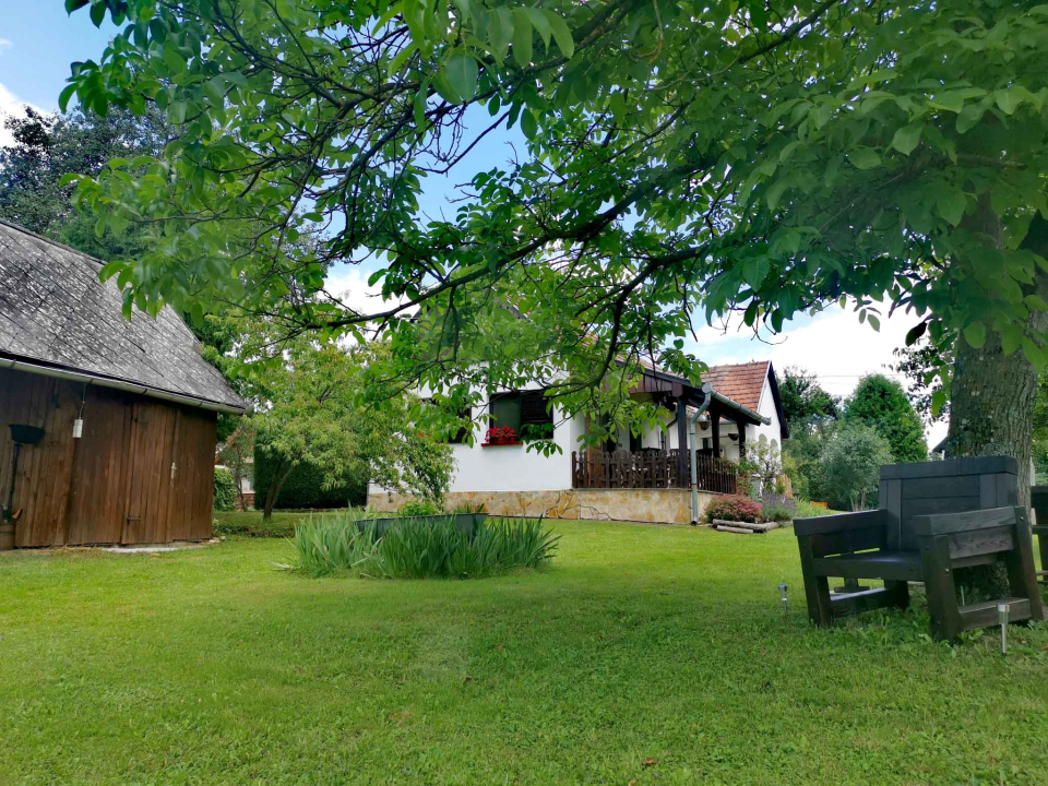 Álmod-Lak Vendégház - Szalafő