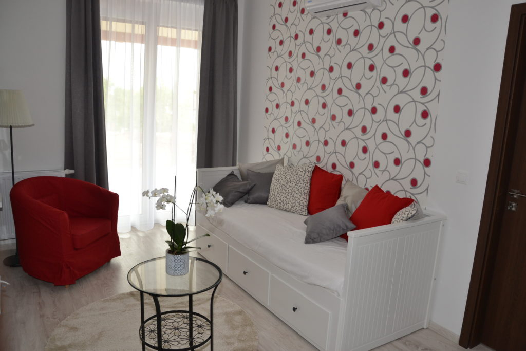 Aranymandula Apartmanok - Balatonakali