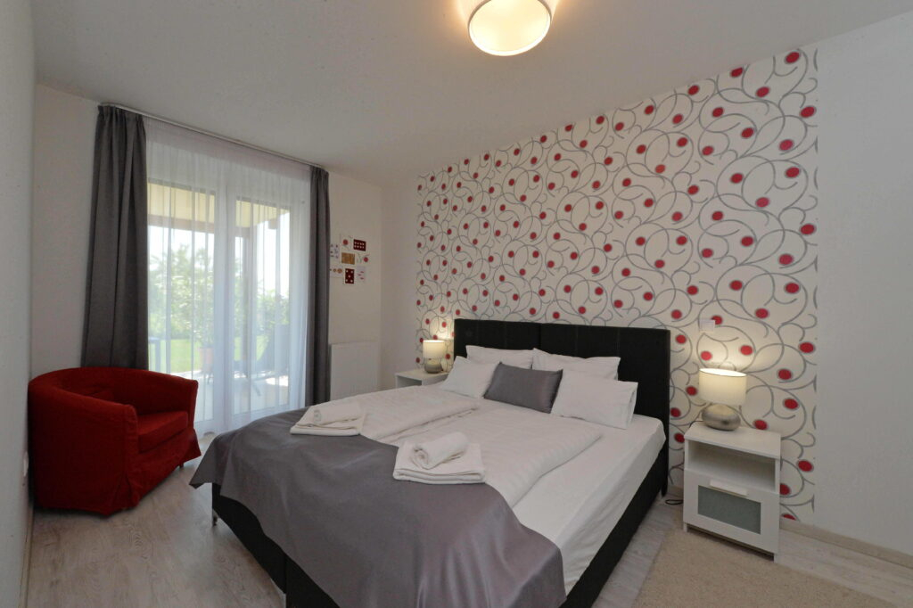 Aranymandula Apartmanok - Balatonakali