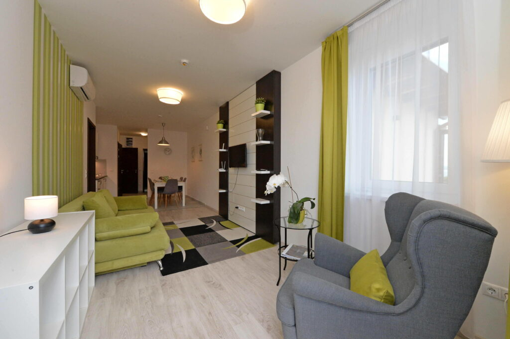 Aranymandula Apartmanok - Balatonakali