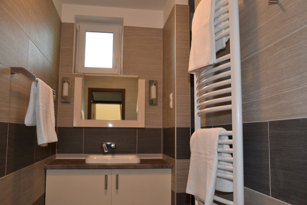 Aranymandula Apartmanok - Balatonakali