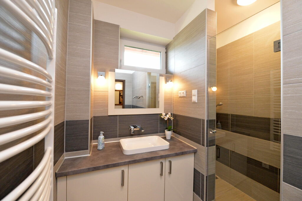 Aranymandula Apartmanok - Balatonakali