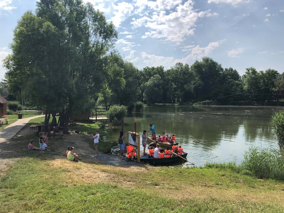 Csodaszarvas Panzió és Tájpark - Rábahídvég