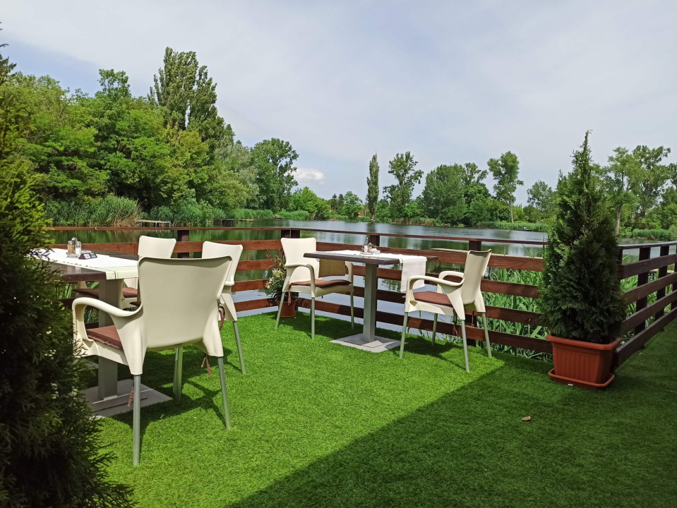 Éden Lounge Étterem és Panzió - Veresegyház