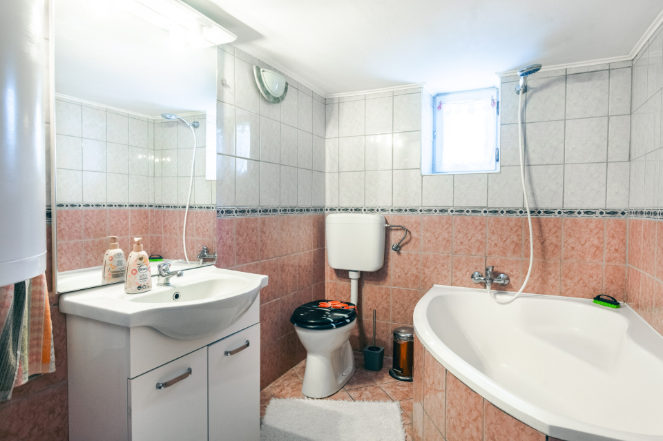 Fenyő Vendégház - Mikófalva