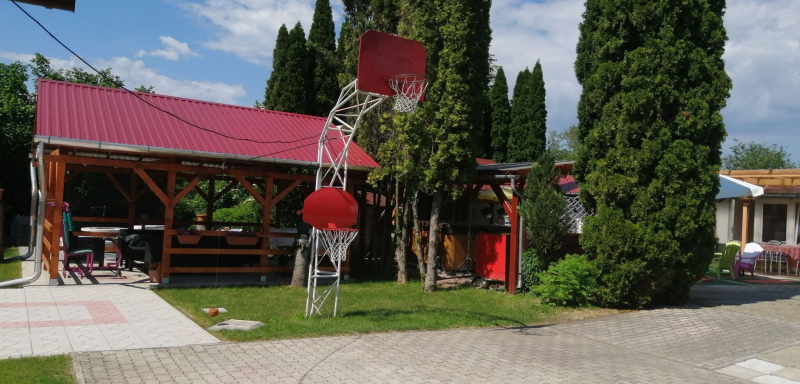 Fenyő Vendégház - Mikófalva