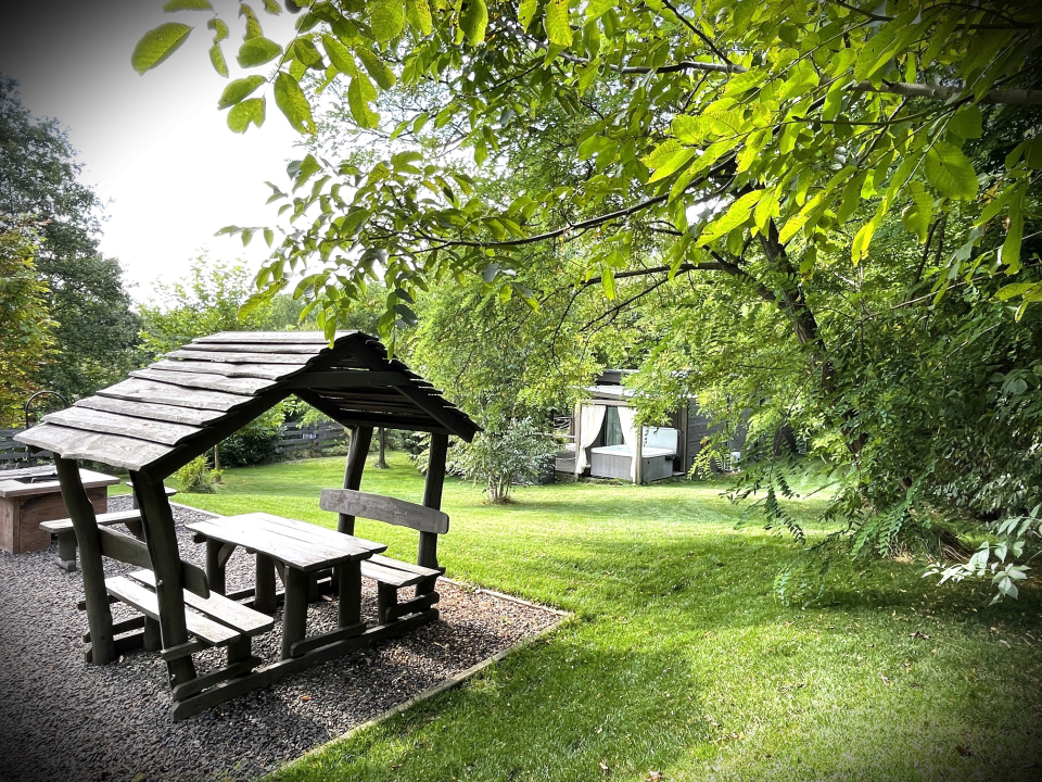 Forest House Vendégházak - Diósjenő