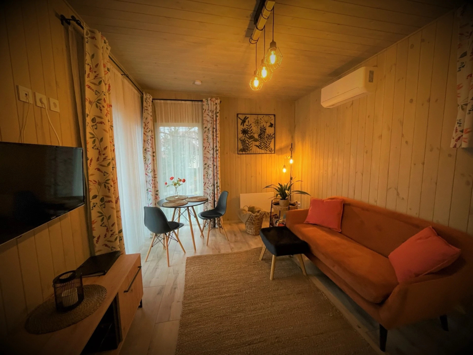 Forest Lodge - Diósjenő