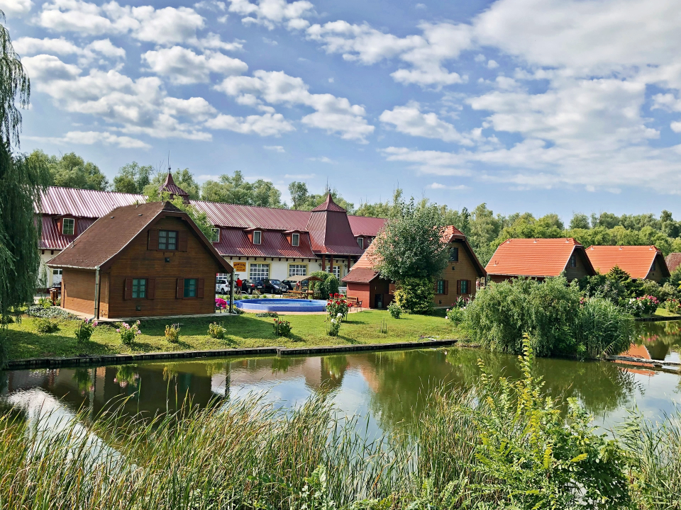 Fűzfa Hotel és Pihenőpark