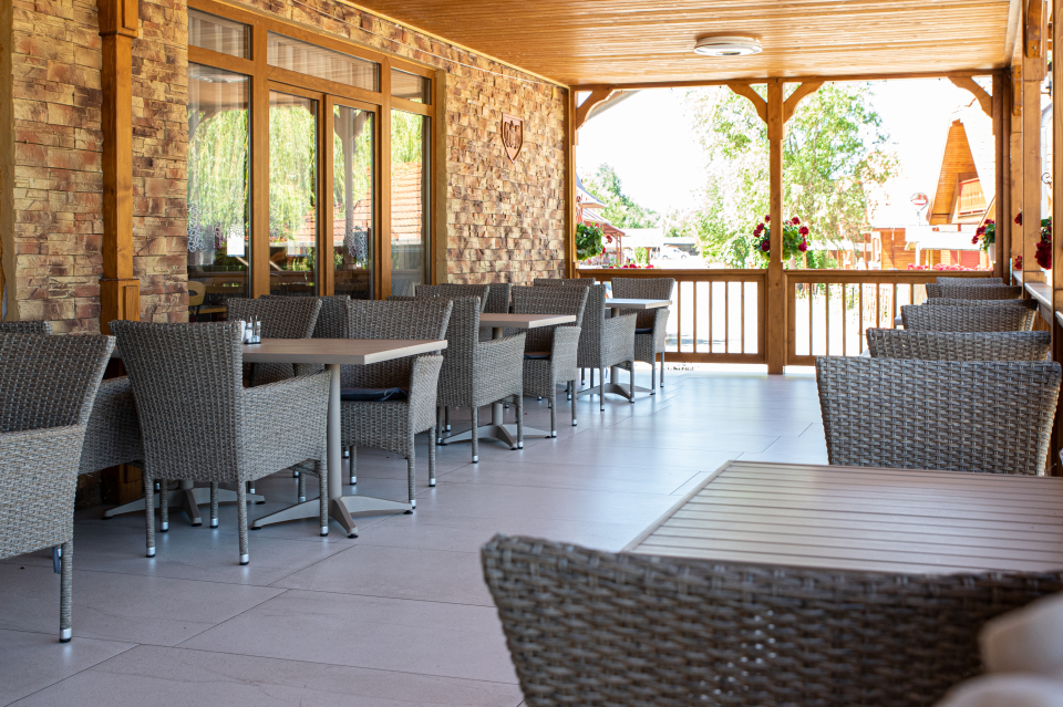 Fűzfa Hotel és Pihenőpark - Poroszló