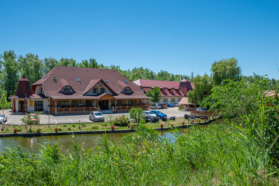 Fűzfa Hotel és Pihenőpark - Poroszló