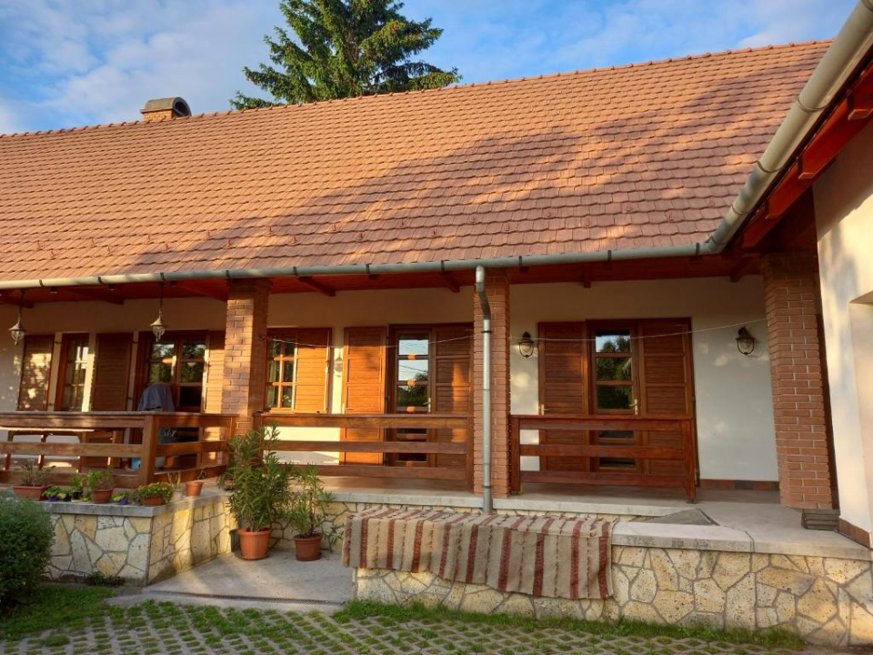Galambos Pincészet és Vendégházai - Abaújszántó