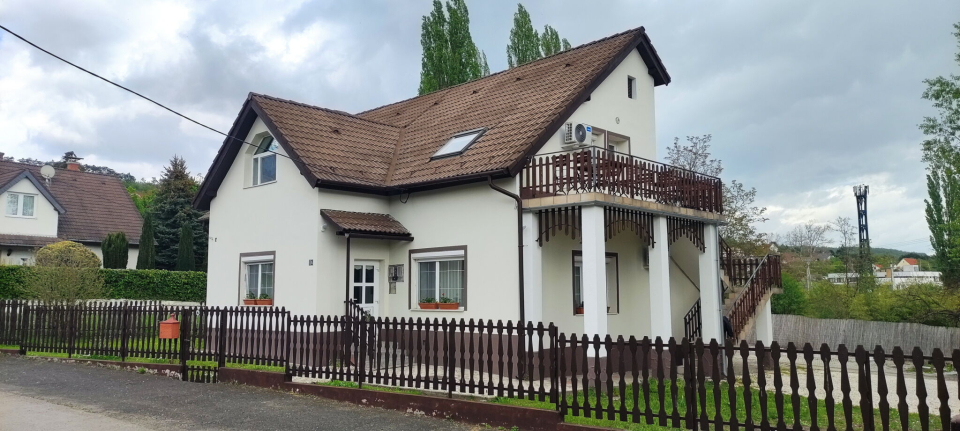 Gyöngyike Apartmanház - Vonyarcvashegy