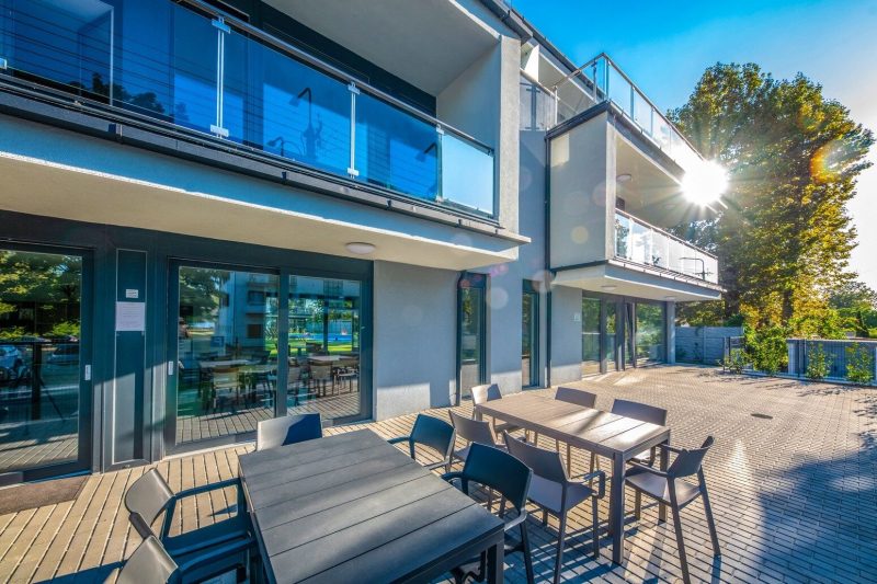 H55 Apartman - Balatonlelle