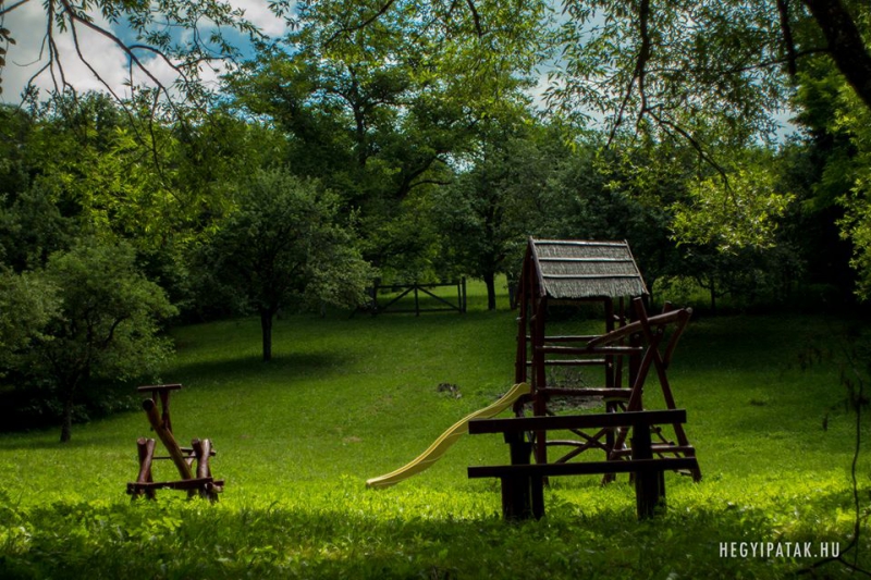 Hegyipatak Vendégház - Mogyoróska
