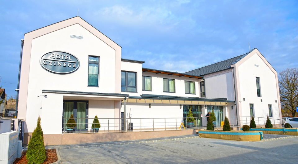 Hotel Czinege - Kóka