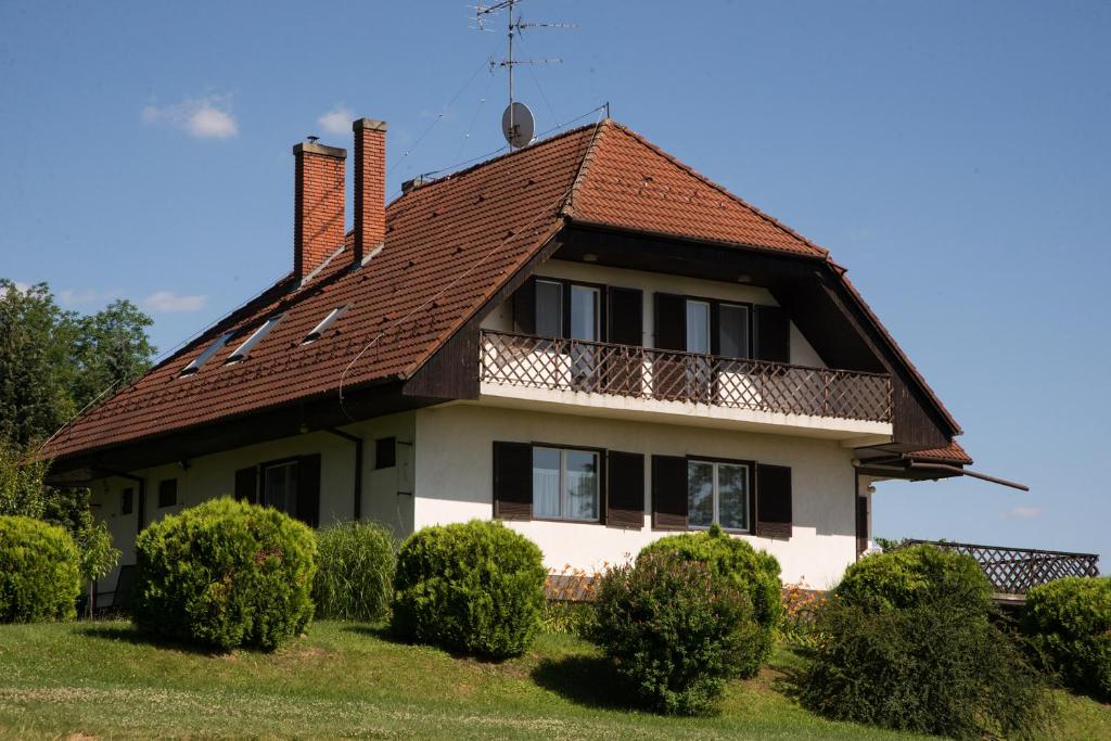 Hubertus Vadászház Újudvar