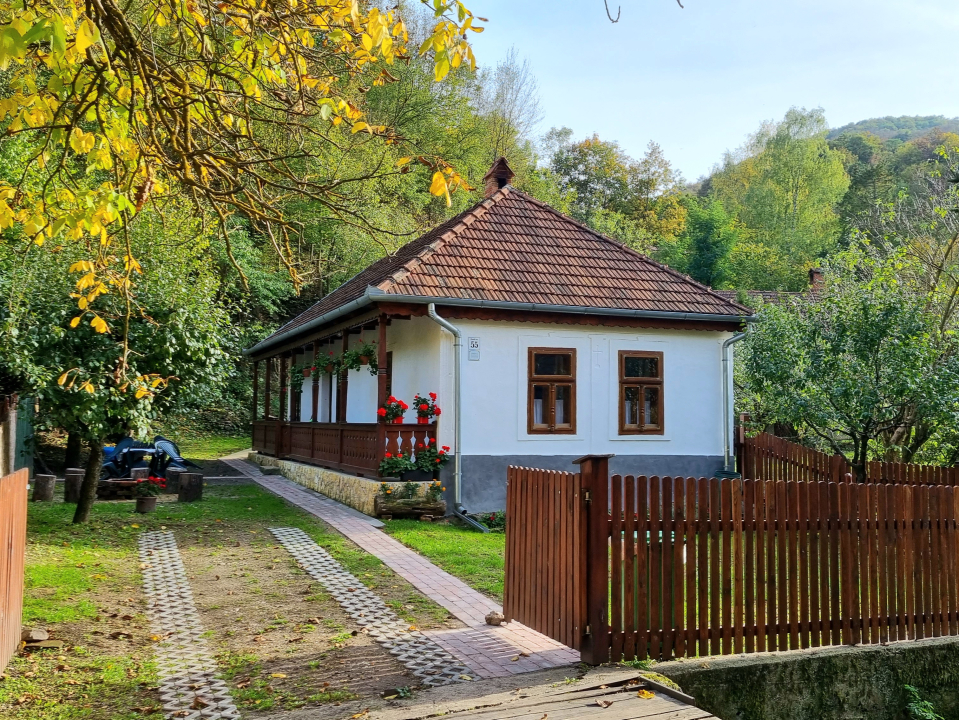 Hutai Meseház - Háromhuta