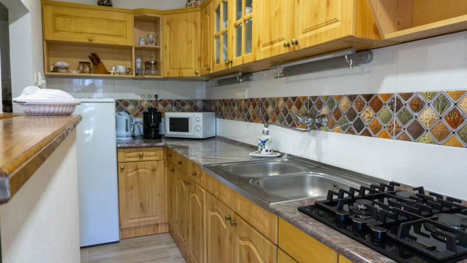Iskolakert apartman - Sárospatak