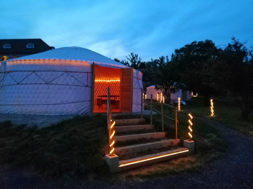 Jurta Hotel - Balatongyörök