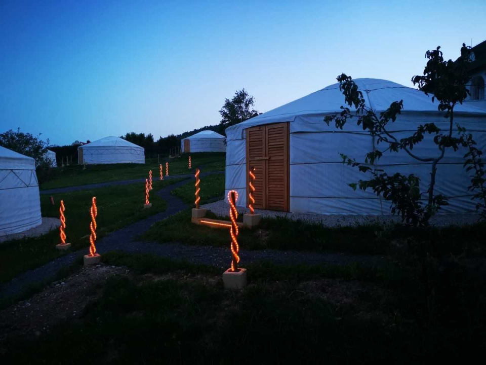 Jurta Hotel - Balatongyörök