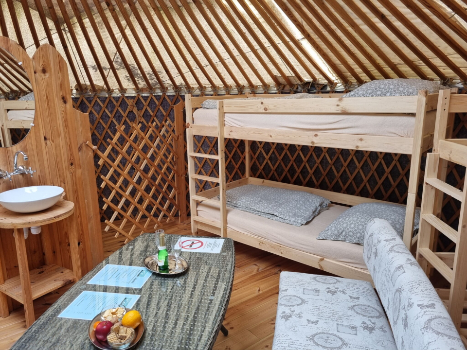 Jurta Hotel - Balatongyörök
