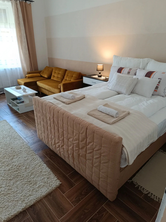 Kiskastély Apartman - Balmazújváros