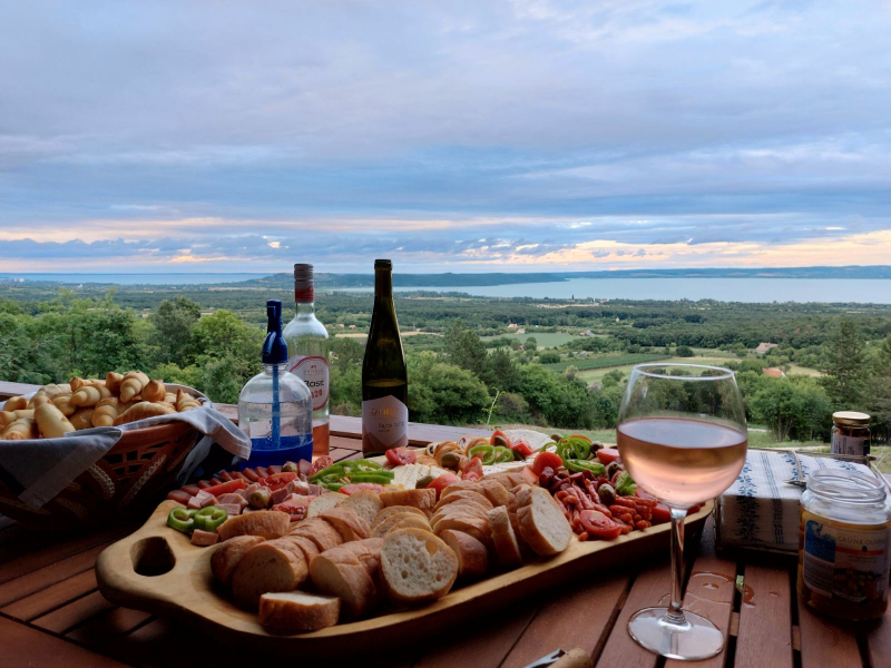 Kisleshegy Vendégház - Balatonudvari