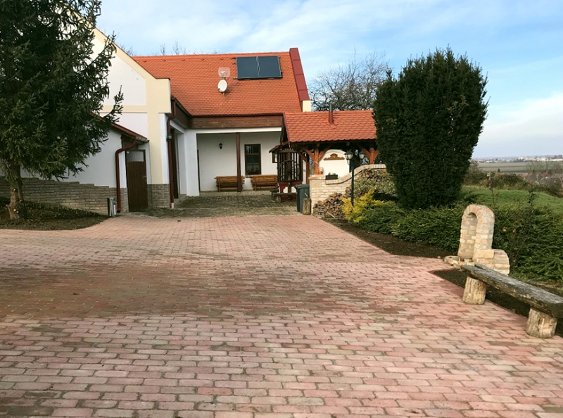 Körtefa Vendégház - Várdomb