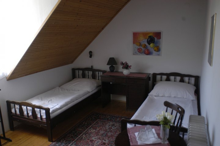 Kőtenger Panzió - Szentbékkálla