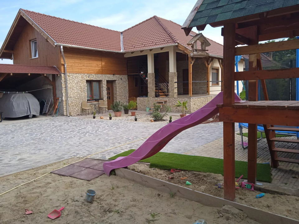 Lilla apartmanházak - Szilvásvárad