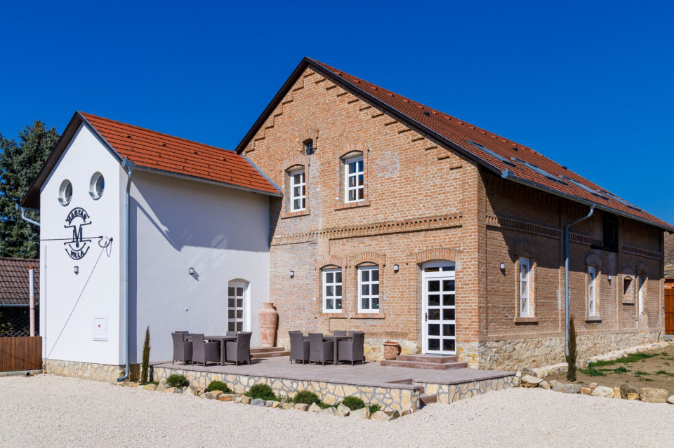 Magtár Villa**** Bóly