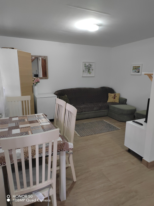 Marine Cottage - Enying