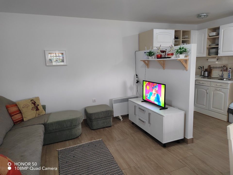 Marine Cottage - Enying