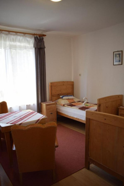Múltidéző és Hagyományőrző Porta - Báta