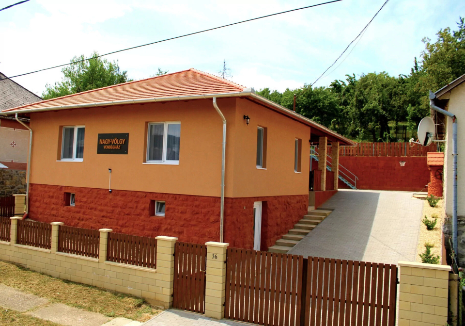 NAGY-VÖLGY VENDÉGHÁZ