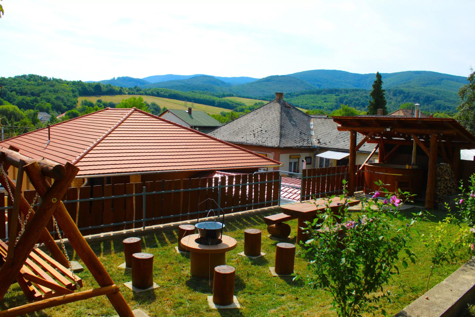 NAGY-VÖLGY VENDÉGHÁZ - Nagyvisnyó