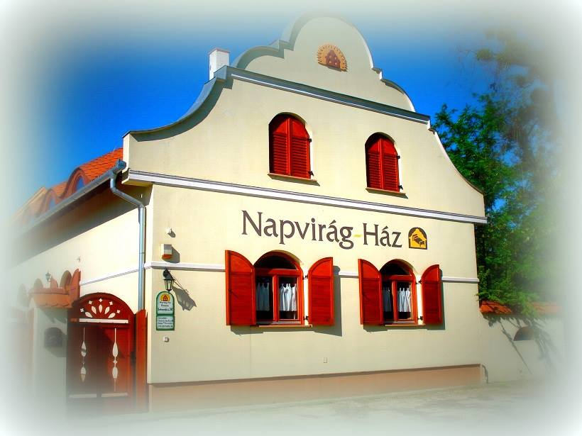 Napvirág-ház★★★★ - Zsira