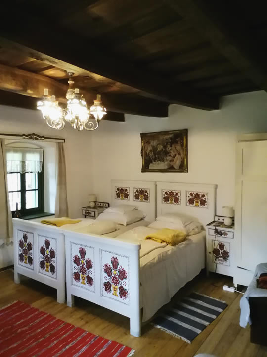 ÖregFenyő Porta - Magyarszombatfa