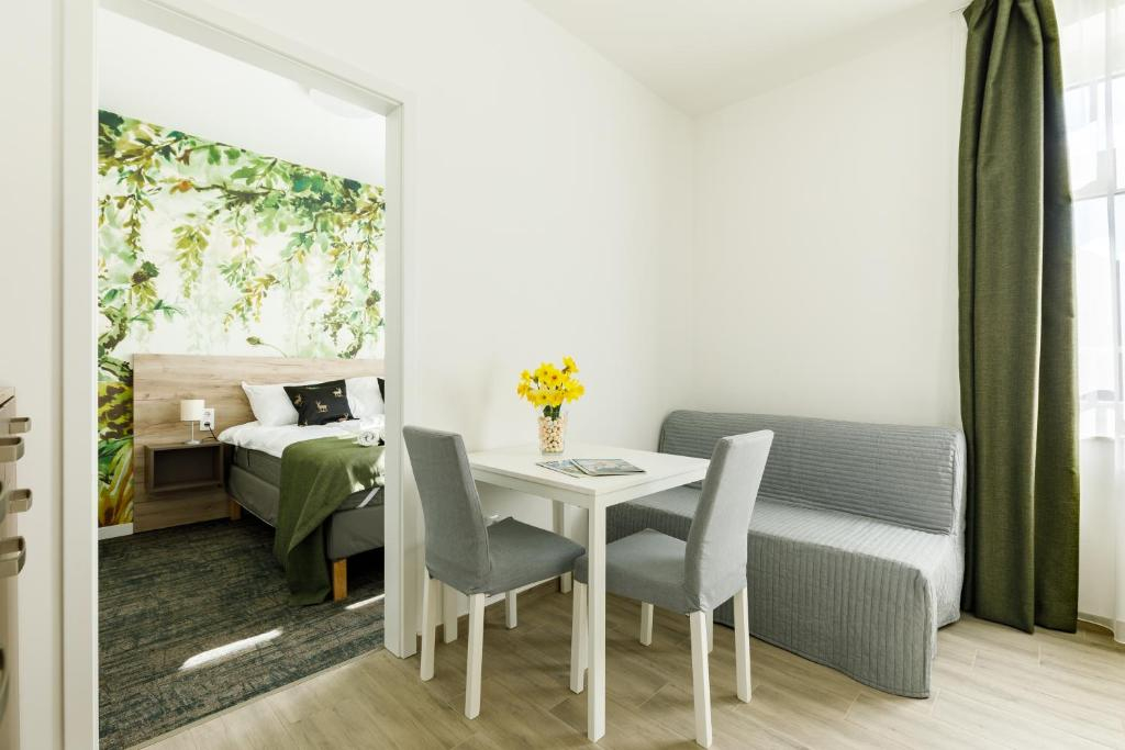 Park Apartmanok - Balatonszárszó
