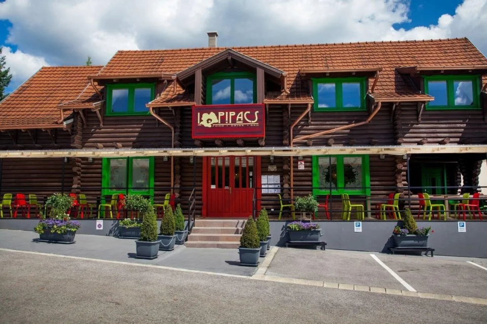 Pipacs Étterem és Fogadó Eger