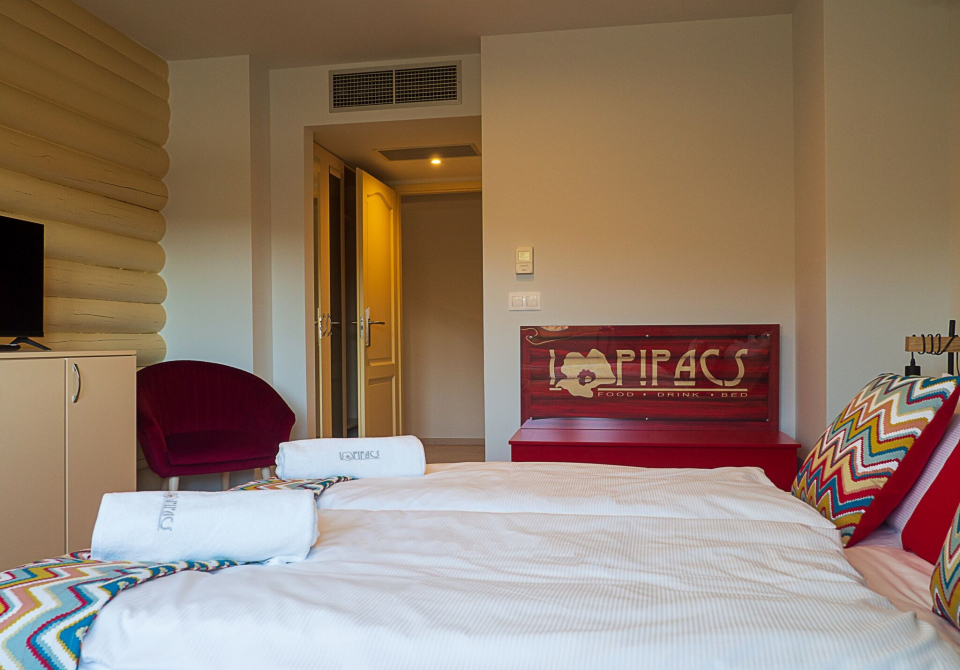 Pipacs Étterem és Fogadó - Eger