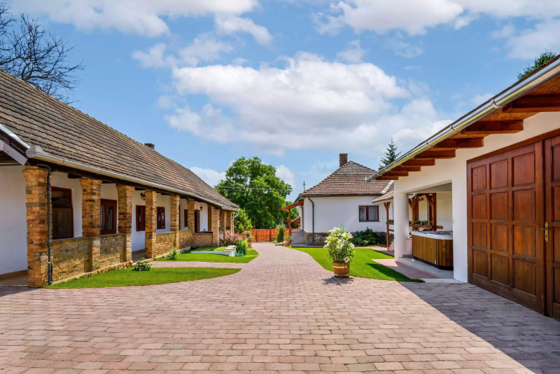 Pipacs és Tulipán Vendégház - Bodony