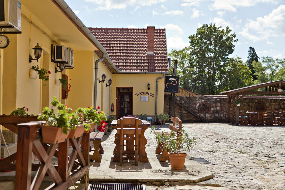 Retel Vitéz Panzió - Sárospatak