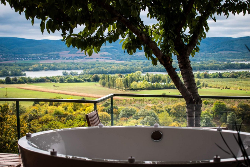 Romantic Rose Viewhouse - Zebegény