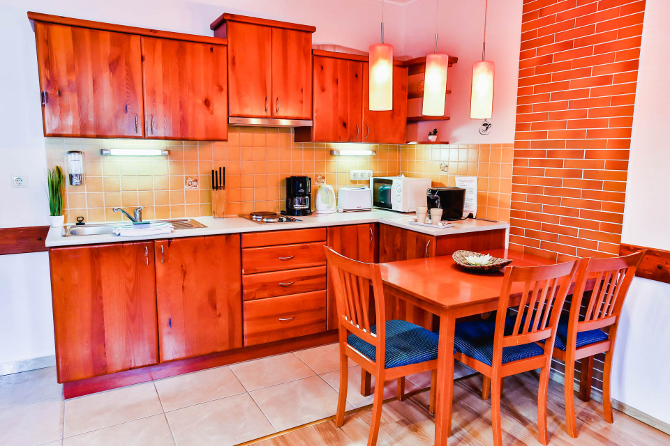 Sára-Lux Apartman - Nyárliget
