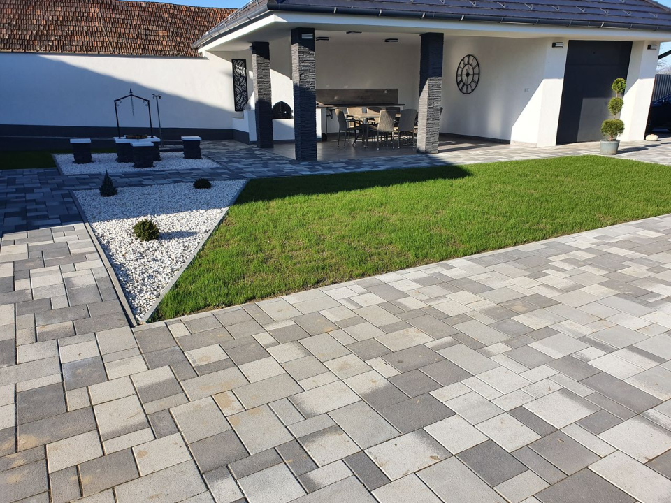 Solymos Apartmanház - Vámosatya