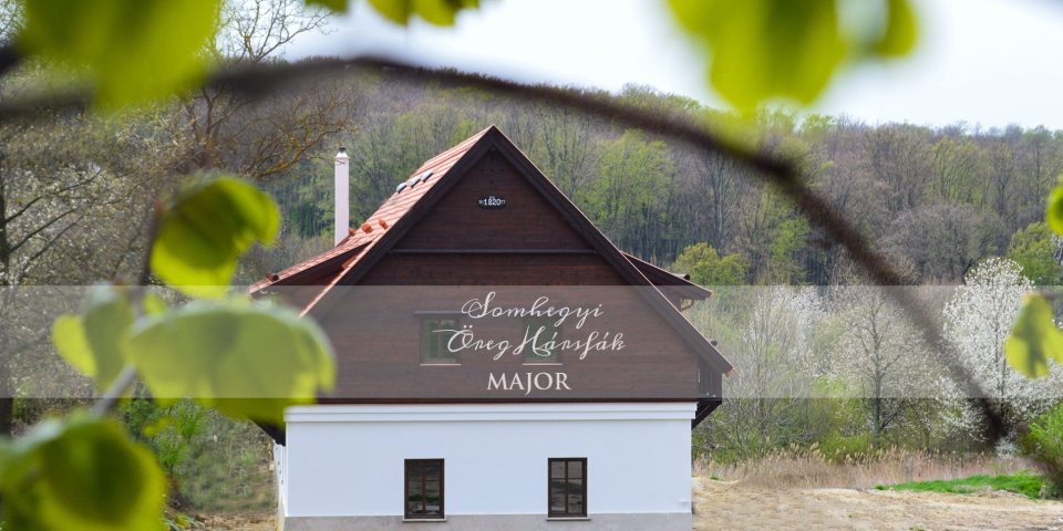 Somhegyi Öreg Hársfák major - Bakonybél