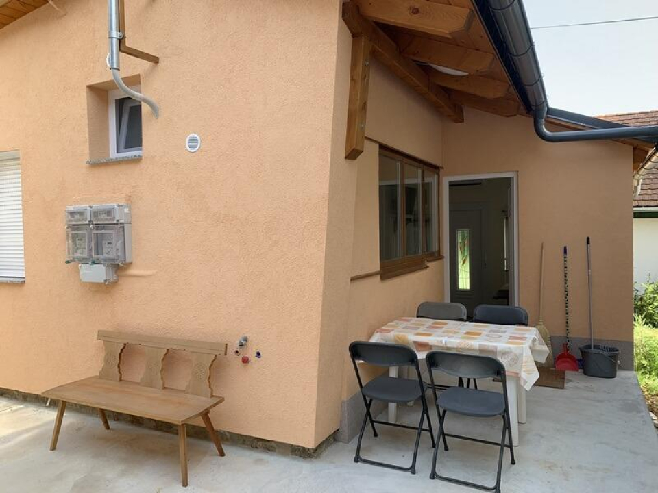 Tóparti Kiskacsa Apartman - Orfű